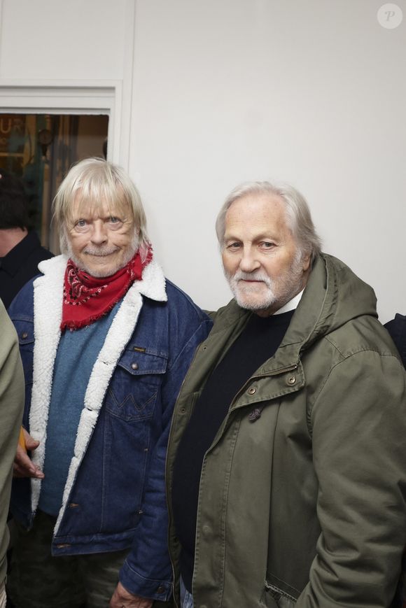 Exclusif - Renaud, Jean-Jacques Debout en backstage du concert de Hugues Aufray au Le Dôme de Paris - Palais des Sports le 9 novembre 2025.

© Jack Tribeca / Bestimage
