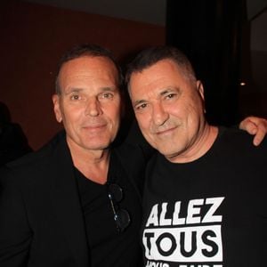 Jean-Marie Bigard a reçu la visite de Laurent Baffie.

Laurent Baffie et Jean-Marie Bigard après le spectacle "Il Etait Une Fois Jean-Marie Bigard" à L'Olympia de Paris, France. © Philippe Baldini/Bestimage