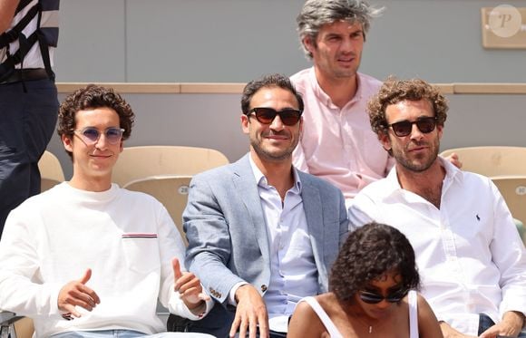 Les frères Kretz dans les tribunes des Internationaux de France de tennis de Roland Garros 2024 à Paris, France, le 4 juin 2024. © Jacovides-Moreau/Bestimage