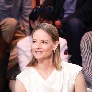 Exclusif - Jodie Foster - Plateau de l'émission "C à vous" lors du 78ème Festival International du Film de Cannes le 21 mai 2025. © Jack Tribeca / Bestimage