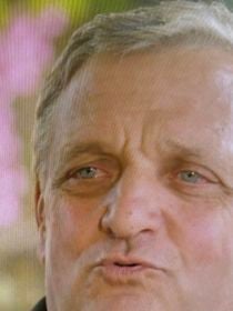 Laurent (L'amour est dans le pré) a-t-il fait marcher son histoire avec Laurence depuis le tournage ? Il répond (SPOILER)