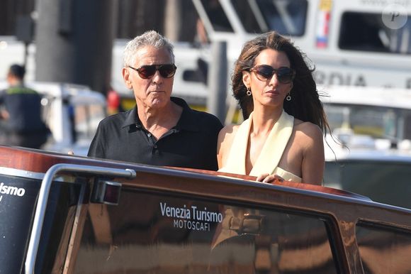 George Clooney et sa femme Amal Clooney arrivent à Venise avant le 82e Festival international du film de Venise - Italie, mardi 26 août 2025.
Backgrid UK/ Bestimage