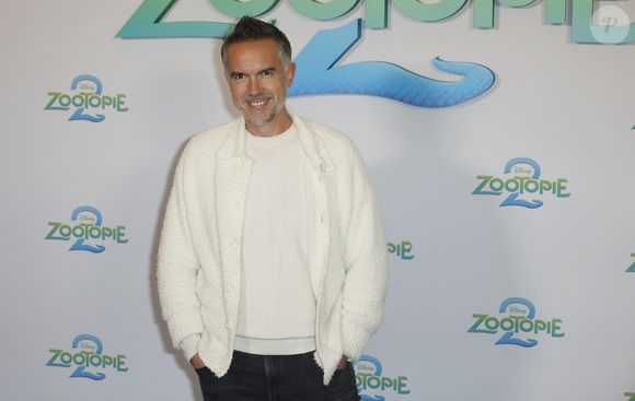 Maxime Chattam à la première de Zootopie 2 au Grand Rex à Paris le 22 novembre 2025.

© Christophe Aubert via Bestimage