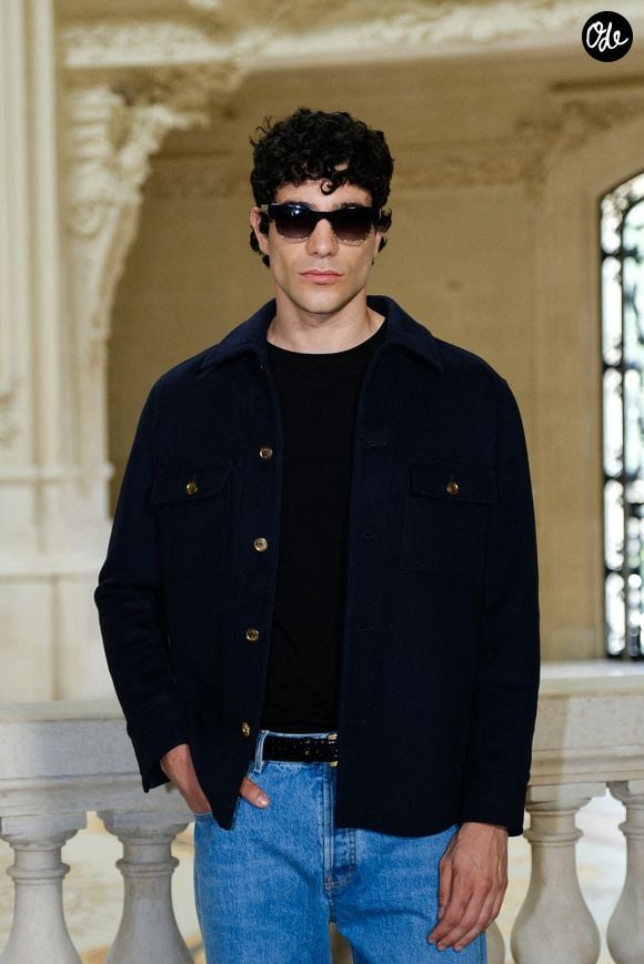 Javier Calvó  au deuxième défilé Chanel "Collection Haute Couture Automne/Hiver 2026-2027" lors de la Fashion Week de Paris, le 7 juillet 2026

© Pauline Mourey / Bestimage