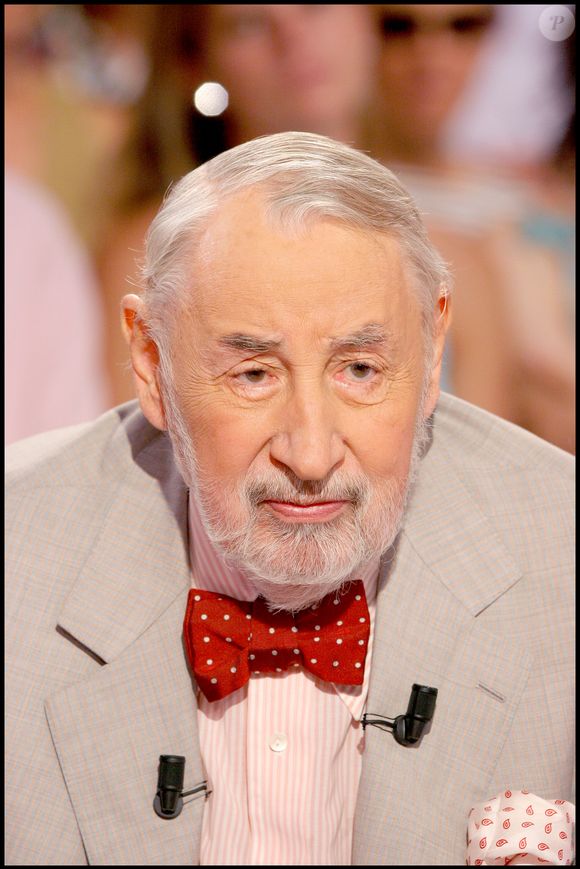 Archives - Philippe Noiret dans l'émission Vivement Dimanche. © Guillaume Gaffiot / Bestimage