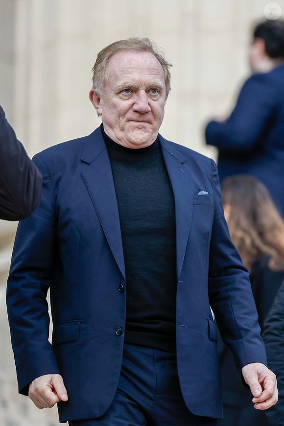 François-Henri Pinault - Sorties de la cérémonie religieuse en hommage à Rolland Courbis dans l'église de la Madeleine à Paris, France, le 14 janvier 2026. © Jacovides-Moreau/Bestimage