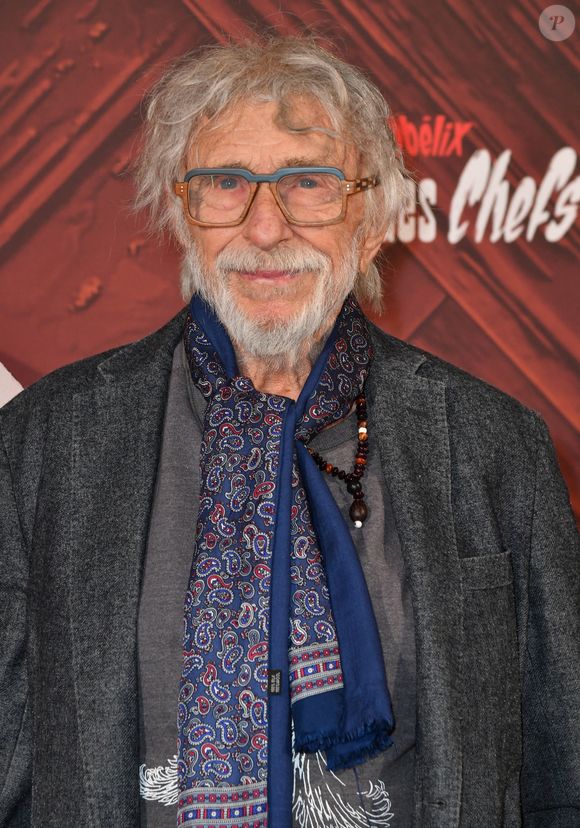 Pierre Richard - Photocall de la série Netflix "Astérix et Obélix : le combat des chefs" au Cirque d'Hiver Bouglione à Paris le 29 avril 2025. © Veeren/Bestimage