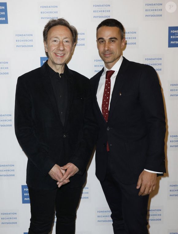 Stéphane Bern et son compagnon Yori Bailleres - Soirée de gala pour la Fondation de la Recherche en Physiologie, "Les Stéthos d'Or" au Four Seasons Hôtel George V à Paris le 24 mars 2025. ©
Marc Ausset-Lacroix/Bestimage