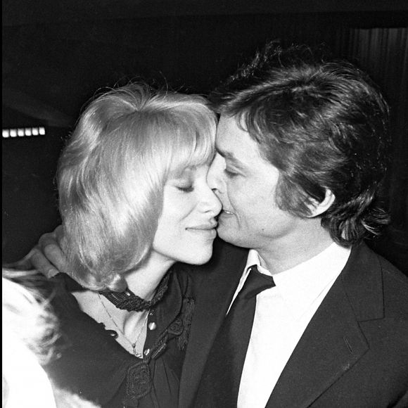 Mireille Darc et Alain Delon en 1971. © Bestimage