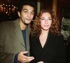 Ce clin d’œil public à l’univers humoristique de ses parents, le duo comique iconique des années 2000, formé par Ramzy Bedia et Anne Depétrini,  ne passe pas inaperçu...


« Ramzy » et « Anne Depétrini » – 26^e cérémonie des César, Paris, « plan américain ».