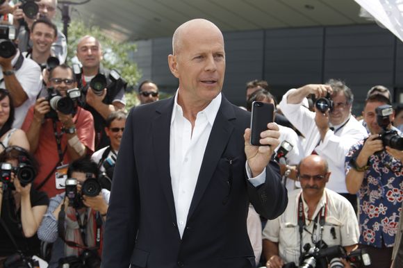 Bruce Willis lors du photocall du film "Moonrise Kingdom" pendant le 65ème Festival du film de Cannes en mai 2012. © BORDE-MOREAU / BESTIMAGE