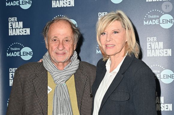 Michel Ansault et Chantal Ladesou arrivent à la répétition générale de la pièce d'Olivier Soliveres 'Cher Evan Hansen' au Théâtre de la Madeleine, à Paris, France, le 8 octobre 2025. Photo par Mireille Ampilhac/ABACAPRESS.COM