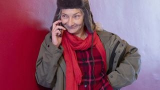 Pour Capitaine Marleau, il n'a pas lâché ! Cet acteur incontournable "n'a plus de reins" et a réussi à tourner entre ses dialyses