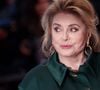 Icône du cinéma français, Catherine Deneuve a profité de son passage en Normandie pour déjeuner à la table d’un restaurant très réputé de la région.

Catherine Deneuve - Descente des marches du film « Histoires parallèles » lors du Festival International du Film de Cannes. © API / BESTIMAGE