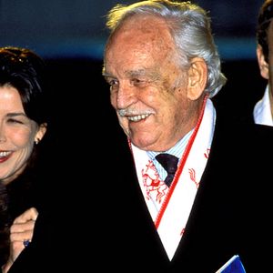 A la fin des années 70, la fille aînée du prince Rainier 

Caroline de Monaco et le Prince Rainier. Stefanie Benito/ IMAPRESS/ PrinceRanierRetroPhoto  © Stefanie Benito/ZUMA Wire/ABACAPRESS.COM