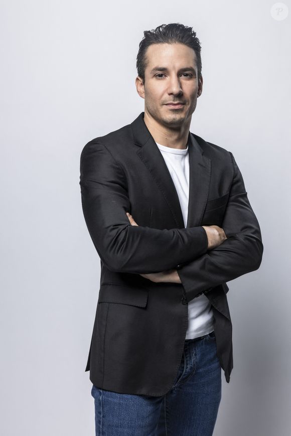 Exclusif - Jérémy Ferrari - Studio - Enregistrement de l'émission "La chanson secrète", présentée par N.Aliagas et diffusée le 29 décembre sur TF1
© Guillaume Gaffiot-Cyril Moreau / Bestimage