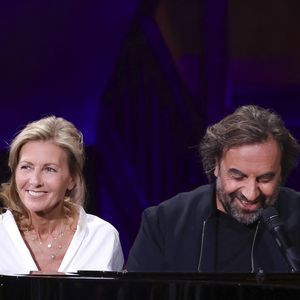 Animé par Claire Chazal, ce programme prestigieux célèbre la rencontre entre tous les arts.

Exclusif - Claire Chazal, André Manoukian lors de l'enregistrement de l'émission "Le Grand Echiquier - Spéciale Serge Gainsbourg" présentée par C.Chazal et A.Manoukian et diffusée le 7 avril 2026 sur France 2, à Paris, France, le 17 septembre 2025. © Jack Tribeca/Bestimage
