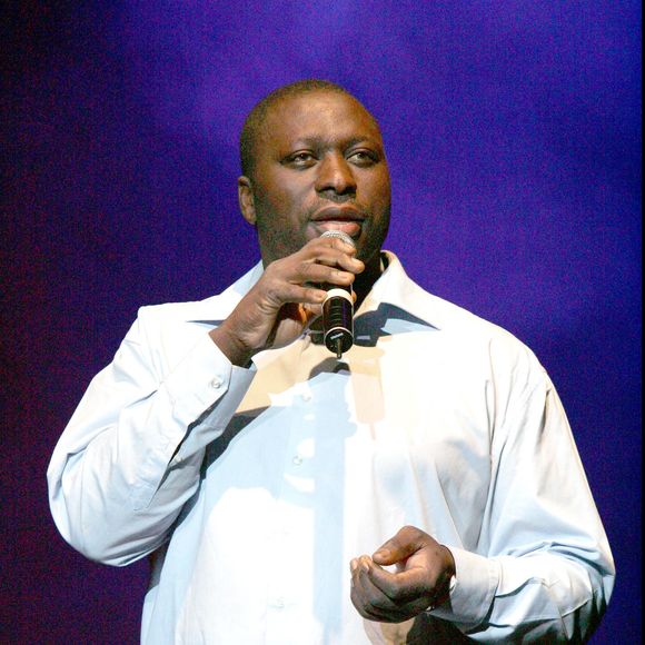 Mouss Diouf était un comédien célèbre.

Mouss Diouf - Grande soirée musicale à l'occasion du Ramadan, au Stade Charlety.
CELINE BONNARDE / BESTIMAGE