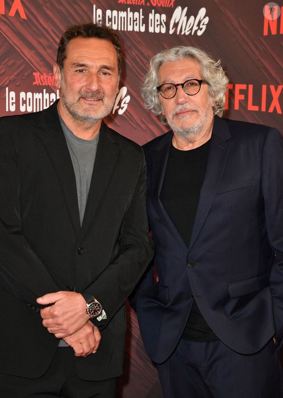 Gilles Lellouche et Alain Chabat étaient également présents

Gilles Lellouche et Alain Chabat - Photocall de la série Netflix "Astérix et Obélix: le combat des chefs" au Cirque d'Hiver Bouglione à Paris le 29 avril 2025. © Veeren/Bestimage
