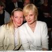 Sylvie Vartan main dans la main avec Estelle Lefébure : une journée importante réunit la chanteuse et son ex-belle-fille