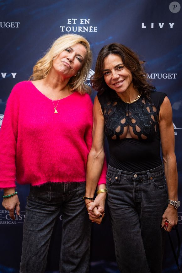 Exclusif - Natacha Amal et Sandra Sisley au photocall du showcase de présentation de la comédie musicale La Légende du Comte de Monte Cristo à Salle Gaveau à Paris, France, le 25 septembre 2025. © Julien Sarkissian/Bestimage