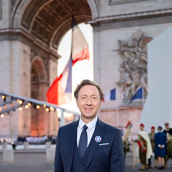 Si "Secrets d'histoire" sera bien de retour à la rentrée, Notre histoire de France, présentée par Sonia Rolland, ne sera en revanche pas reconduite.

Stéphane Bern lors de l'émission "Le concert pour la paix" sur les Champs-Elysées à Paris, retransmis en direct sur France 2, le 8 mai 2025. 

© Christophe Clovis - Pierre Perusseau / Bestimage