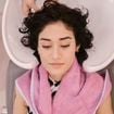 Hector Núñez, pharmacien : "L’eau froide ne scelle pas la fibre capillaire et n’améliore pas la brillance, elle ne fait que laisser des résidus sur les cheveux"