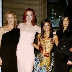 Deux acteurs de la série "Desperate Housewives" qui sont en couple vont être parents !

Felicity Huffman, Marcia Cross, Eva Longoria et Teri Hatcher à Berverly Hills.