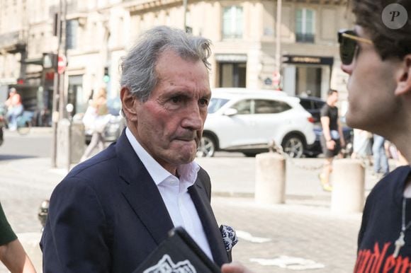 Jean-Jacques Bourdin - Arrivées aux obsèques de Philippe Labro en l'église de Saint-Germain-des-Prés à Paris le 13 juin 2025. © Dominique Jacovides - Christophe Clovis / Bestimage