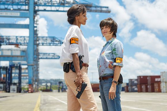 Exclusif - Sonia Rolland et Béatrice de la Boulaye sur le tournage de la saison 2 de la série "Tropiques criminels" en Martinique, qui sera diffusée à partir du 19 février 2021 sur France 2. Juillet 2020
© Sylvie Castioni / Bestimage