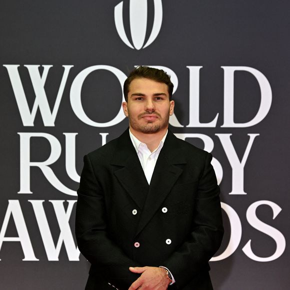 Antoine Dupont durant la cérémonie des World Rugby Awards 2024 à la salle des Etoiles à Monaco, le 24 novembre 2024. © Bruno Bebert/Bestimage
