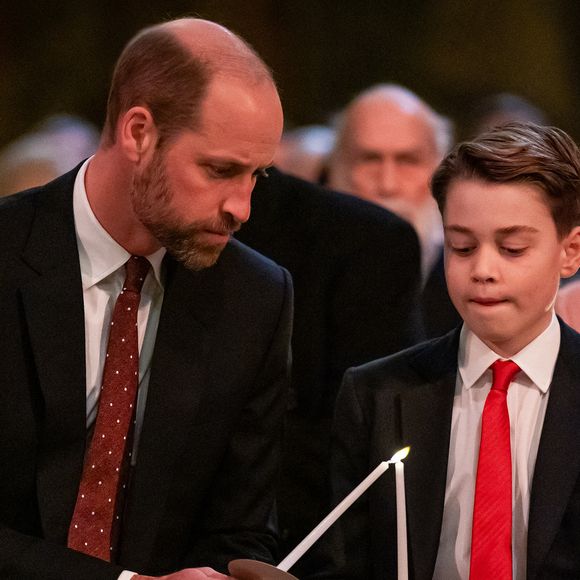 Le prince William, prince de Galles, le prince George de Galles - La famille royale d'Angleterre assiste à la messe "Together At Christmas Carol" à l'abbaye de Westminster à Londres, Royaume-Uni le 6 Décembre, 2024
©Julien Burton / Bestimage