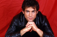 Valérie Bénaïm partage les dernières confidences d'Arnaud, qui se présente comme le dernier compagnon du regretté Filip Nikolic, dans "Tout beau tout 9" sur W9.