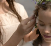 Côté casting, la petite Laura Ingalls sera jouée par Alice Halsey,

Capture de la bande annonce du reboot de "La petite maison dans la prairie"