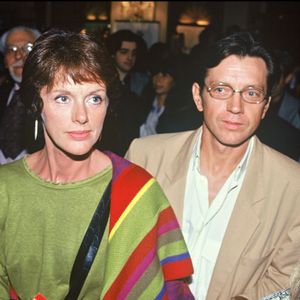 L’acteur Bernard Giraudeau aurait soufflé ses 78 bougies si le cancer ne l'avait pas emporté.

Archive - Bernard Giraudeau et Anny Duperey lors de la générale de Ornifle à Paris
AGENCE / BESTIMAGE