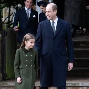 Le prince William, prince de Galles, la princesse Charlotte de Galles - Les membres de la famille royale britannique lors de la messe du matin de Noël en l'église St-Mary Magdalene à Sandringham, le 25 décembre 2023.
 
Photo : Julien Burton / Bestimage