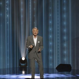 Salvatore Adamo, pour les surprises lors de l'enregistrement de l'émission "La Boîte à secrets", présentée par F.Bollaert et diffusée le 10 octobre 2025 sur France 3, dans les studios du Lendit à Saint-Denis, Seine Saint-Denis, France, le 22 septembre 2025. © Jack Tribeca/Bestimage