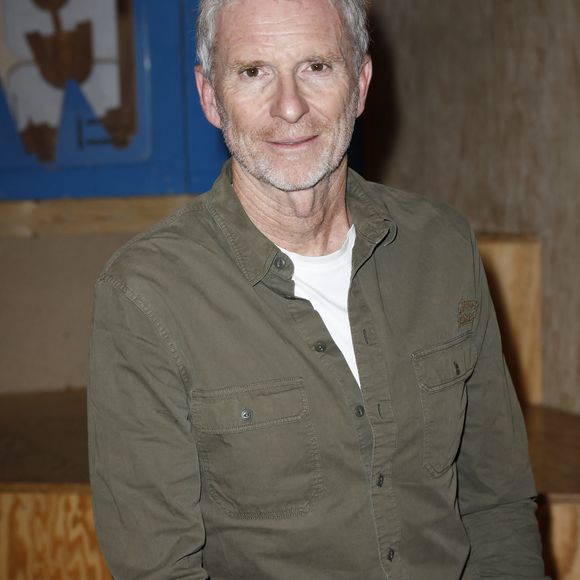 Denis Brogniart - Soirée "En chœur, chanter pour la recherche" pour la Fondation ARC à la Communale Saint-Ouen le 27 novembre 2024. © Marc Ausset-Lacroix/Bestimage