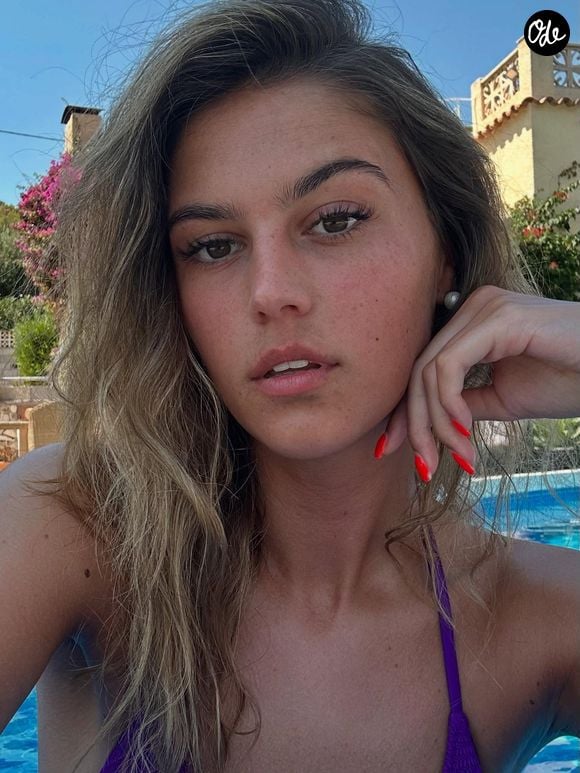 Parmi elles figurent notamment Leia Diard pour Tahiti, May Haoues pour la Côte d’Azur, Candice Gauch pour le Languedoc ou encore Emma Saïd Issouf pour Mayotte.

Solène Videau, Miss Aquitaine 2026 en route pour Miss France 2027.