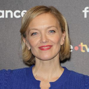 Maya Lauqué au photocall à l'occasion des 40 ans de l'émission "Télématin" au siège de France Télévisions à Paris, le 6 février 2025. 

Photo : Coadic Guirec / Bestimage