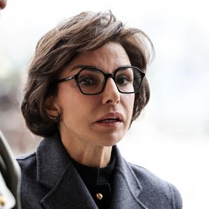 Merwane Benlazar "a été choisi par la société de production (...) en l'absence de son humoriste habituel (Bertrand Chameroy) et de son remplaçant (Pierre-Antoine Damecour)", a fait valoir public France Télévisions

Rachida Dati, ministre de la Culture - Le président français Emmanuel Macron lors de la cérémonie d'accueil de M. Kassym-Jomart TOKAÏEV, Président de la République du Kazakhstan, à l'Hôtel national des Invalides, à Paris. © Stéphane Lemouton / Bestimage