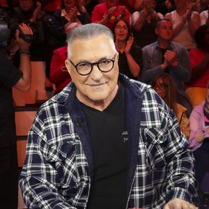Jean-Marie Bigard - Emission "La Grosse Rigolade" présentée par C.Hanouna et diffusée sur W9 le 12 novembre, Paris, France, le 7 novembre 2025. © Jack Tribeca / Bestimage