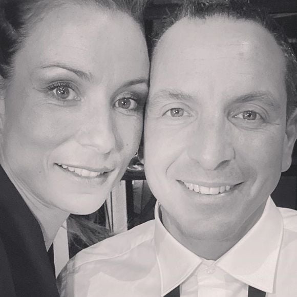 "On a une chance infinie parce que je crois que dans une vie, tout le monde ne connaît pas ça. C’est ma vraie moitié. Sans lui, la vie n’a pas la même saveur, le même goût. Je ne l’envisage pas", nous a-t-elle partagé.

Jennifer Lauret et son mari Patrick. Photo Instagram, janvier 2020.