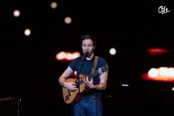 Vianney Bureau - La Nuit de la Déprime revient aux Folies Bergère, le 3 février 2020. A quelques jours de la Saint-Valentin, on retrouve sur scène les chanteurs les plus déprimants et les humoristes les plus badants, pour pleurer (de rire).  © Pierre Perusseau / Bestimage