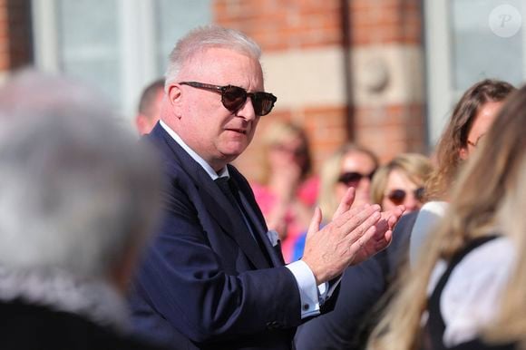 Le prince Laurent de Belgique - 300 personnes réunies pour rendre hommage à Emilie Dequenne dans sa ville de Chièvres (Belgique), le 9 avril 2025, quelques semaines après son décès prématuré, survenu le 16 mars 2025. © Photonews / Bestimage
