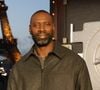 Près d'une centaine de figures de la culture et du sport se sont rapidement associées à une tribune commune.

Omar Sy au photocall de la première de la série "Lupin", saison 4, au Champ-de-Mars à Paris le 21 octobre 2026. 

© Coadic Guirec / Bestimage