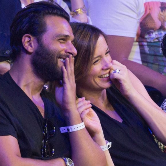 Compagne du musicien Maxim Nucci (alias Yodelice) depuis 2015, elle est la mère de Mia, 6 ans. De son côté, Nucci est aussi le père d’Aaron, 20 ans, 

Maxim Nucci et Isabelle Ithurburu en 2018. Photo by Nasser Berzane/ABACAPRESS.COM