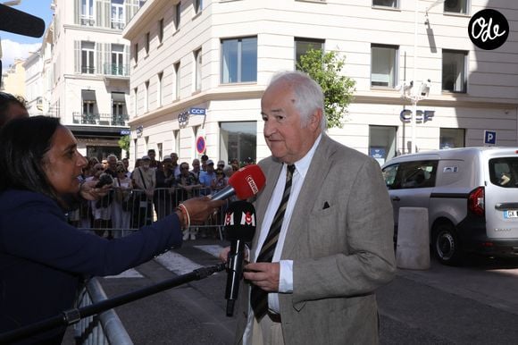 Jacques Mailhot lors des obsèques de Philippe Bouvard en l'église Notre-Dame de Bon Voyage à Cannes, le 31 août 2026.
© Chavaroche-Guignebourg / Bestimage
