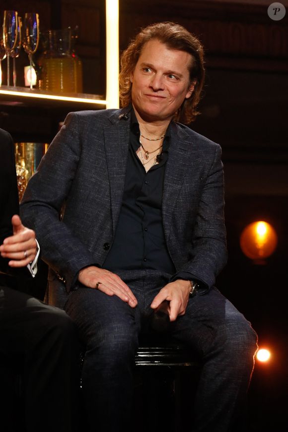 Exclusif - Bénabar (Bruno Nicolini) lors de l'enregistrement de l'émission "Laurent Gerra, l'anniversaire événement" présentée par S.Bern et qui sera diffusée le 7 juin 2025 sur France 2, au théâtre Marigny, à Paris, France, le 28 avril 2025. © Clovis-Moreau/Bestimage