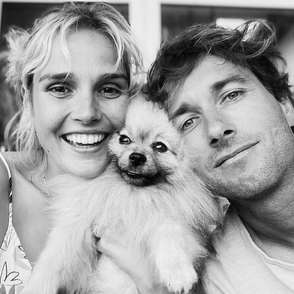 Camille Lou et son amoureux le sportif Romain Laulhe, fous amoureux sur Instagram.